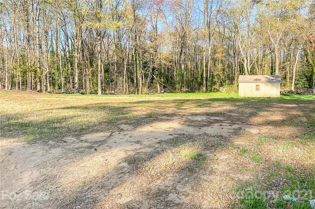 303 Ruth Avenue Kannapolis, NC 28083 - Photo 14 of 16 Gallery Image 14