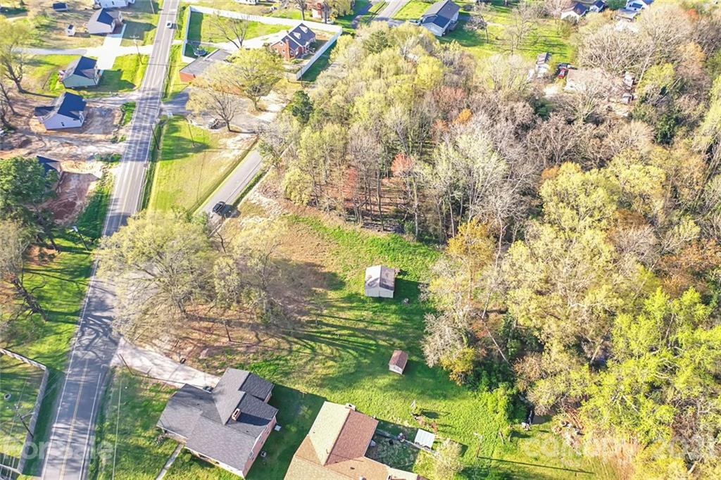 303 Ruth Avenue Kannapolis, NC 28083 - Photo 8 of 16 Gallery Image 8