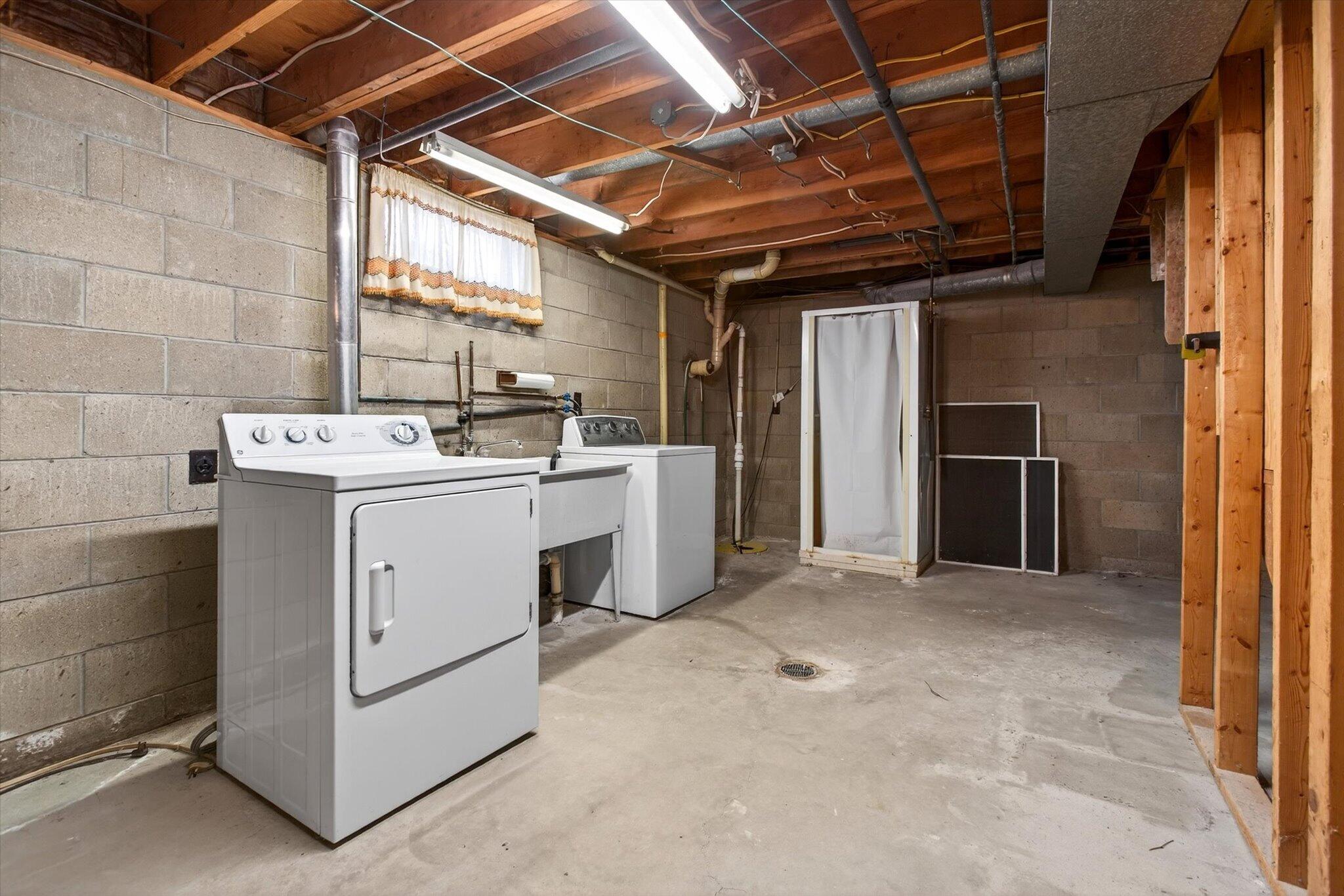 565 West Rockey Weed Road Berrien Springs, MI 49103 - Photo 16 of 24 15-23