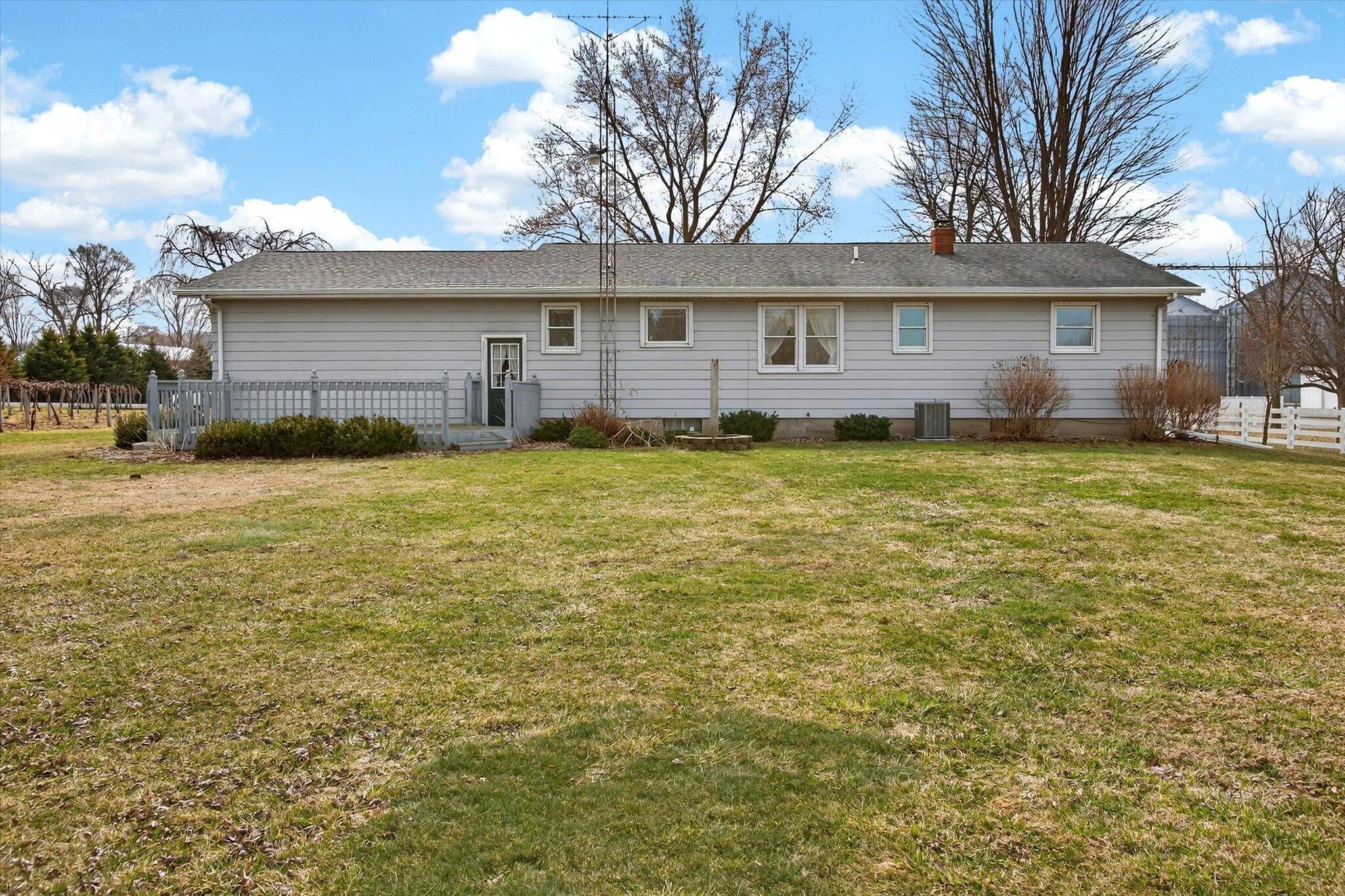 565 West Rockey Weed Road Berrien Springs, MI 49103 - Photo 19 of 24 18-28