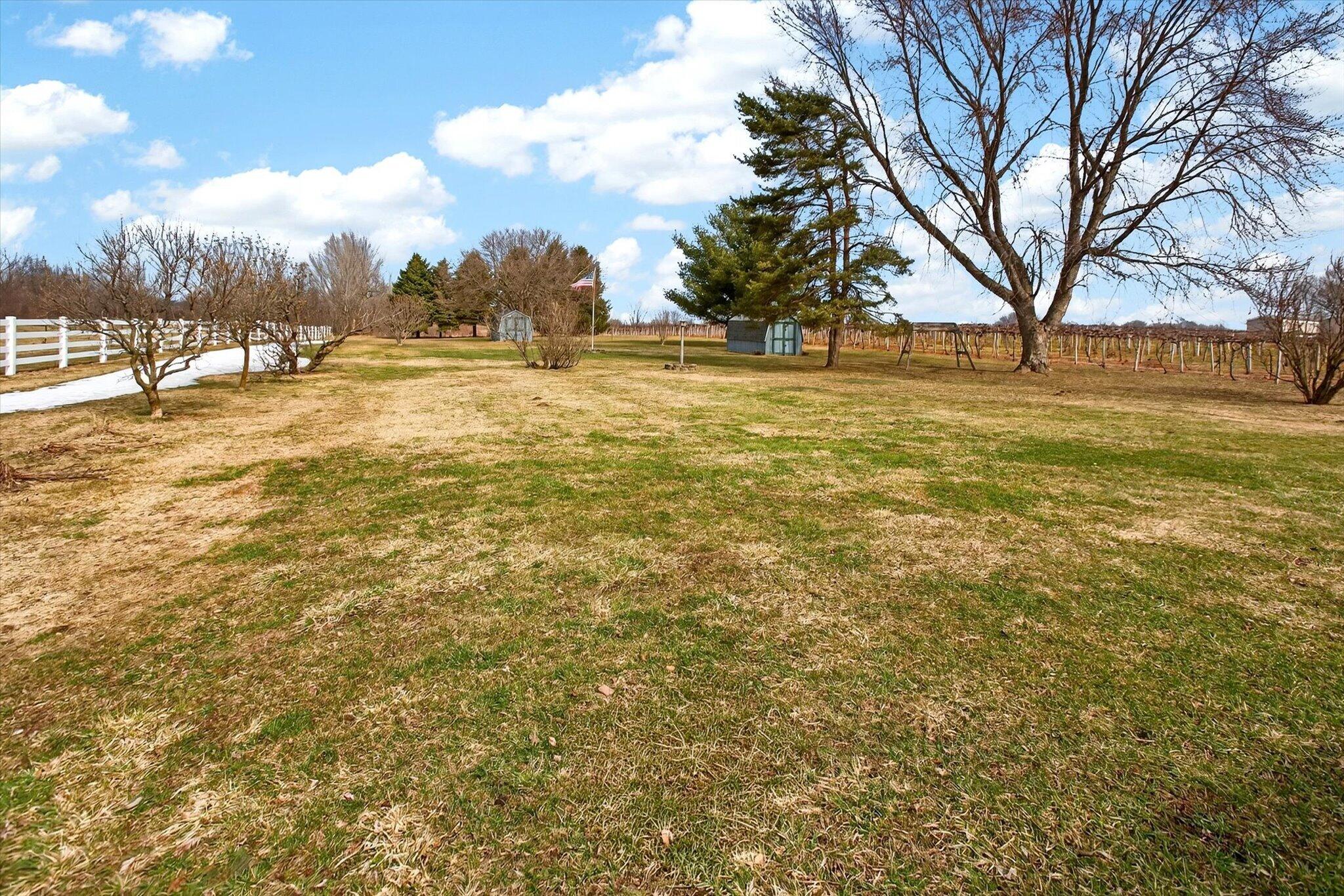 565 West Rockey Weed Road Berrien Springs, MI 49103 - Photo 21 of 24 20-30