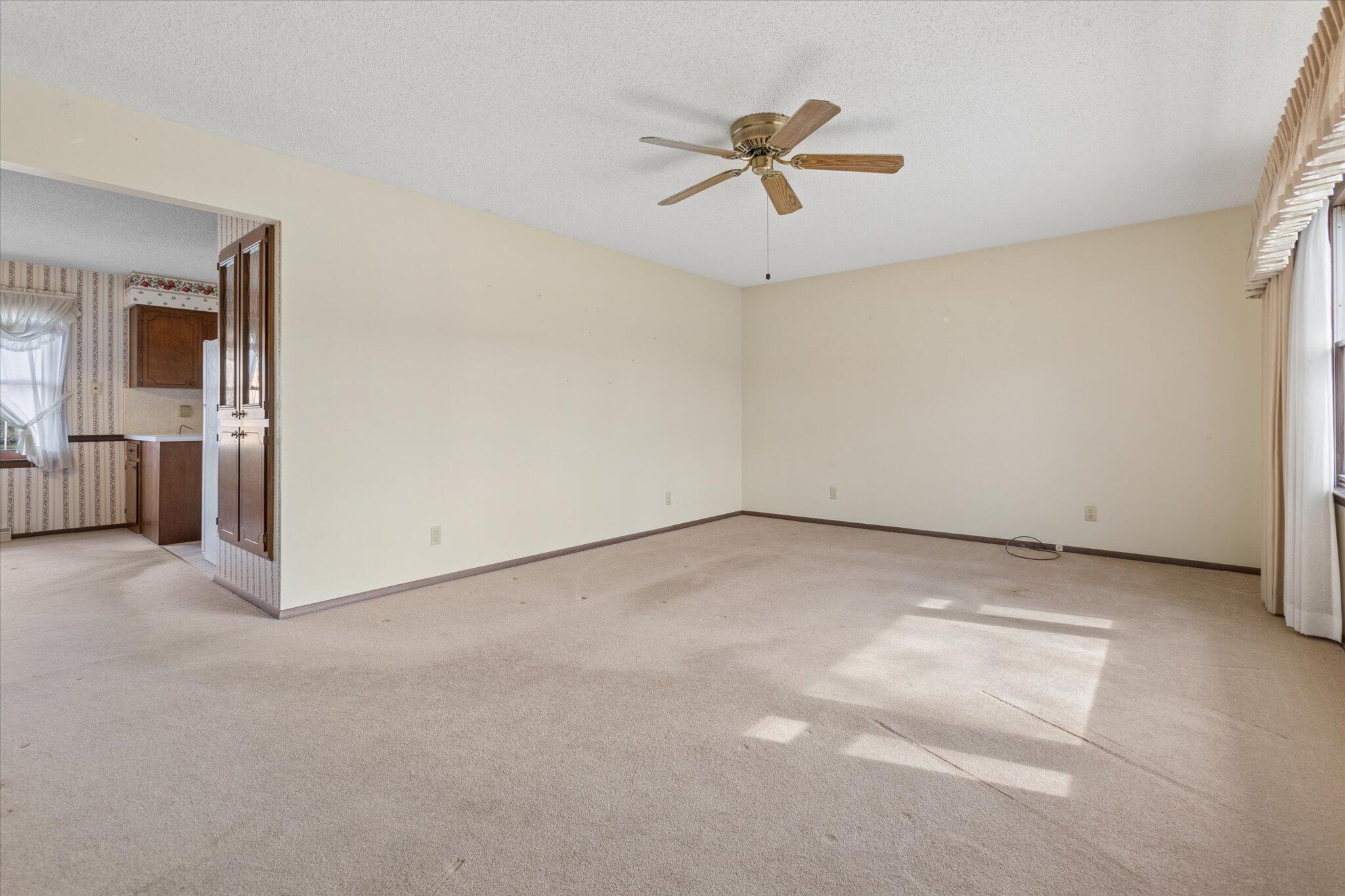 565 West Rockey Weed Road Berrien Springs, MI 49103 - Photo 4 of 24 03-4