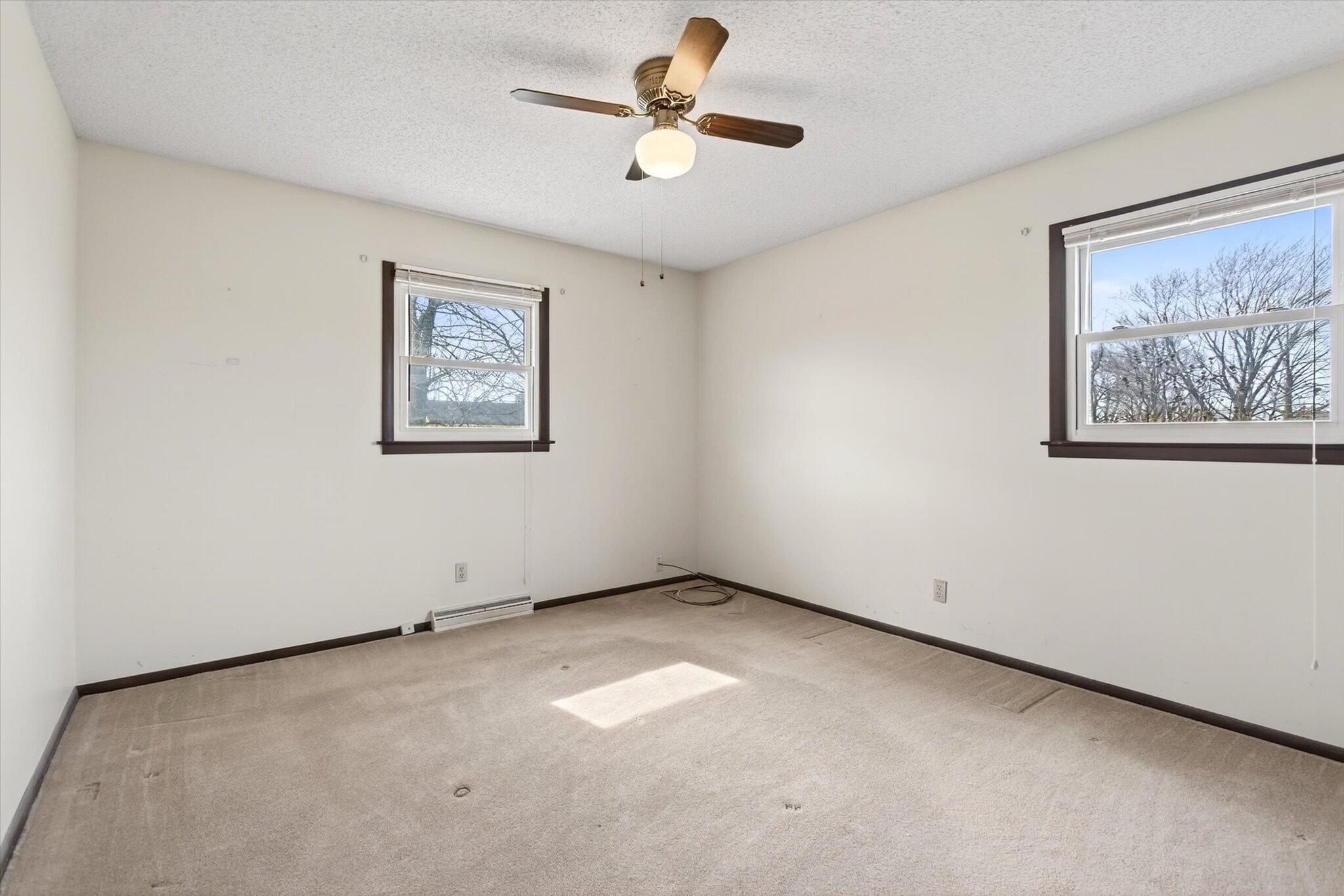 565 West Rockey Weed Road Berrien Springs, MI 49103 - Photo 9 of 24 11-17