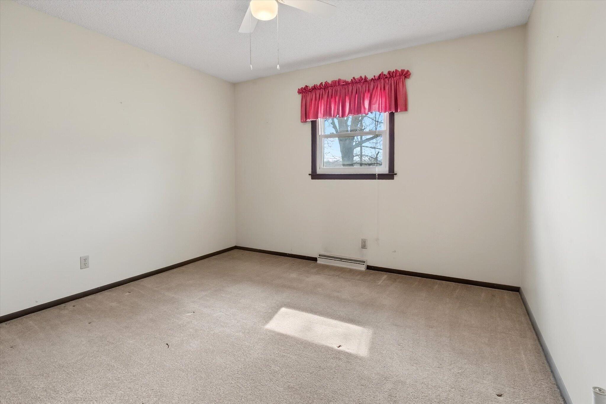 565 West Rockey Weed Road Berrien Springs, MI 49103 - Photo 10 of 24 08-12