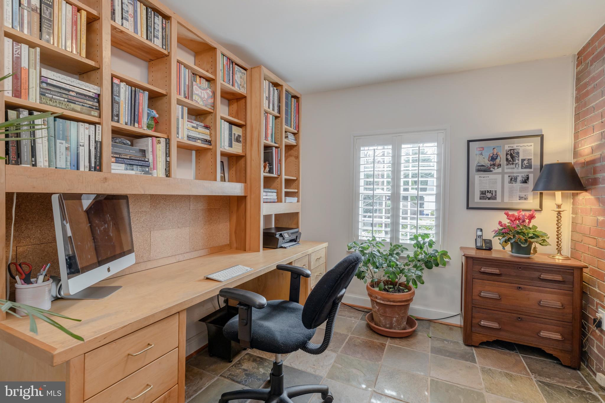 4909 Redford Road Bethesda, MD 20816 - Photo 11 of 23 Main Level - Office
