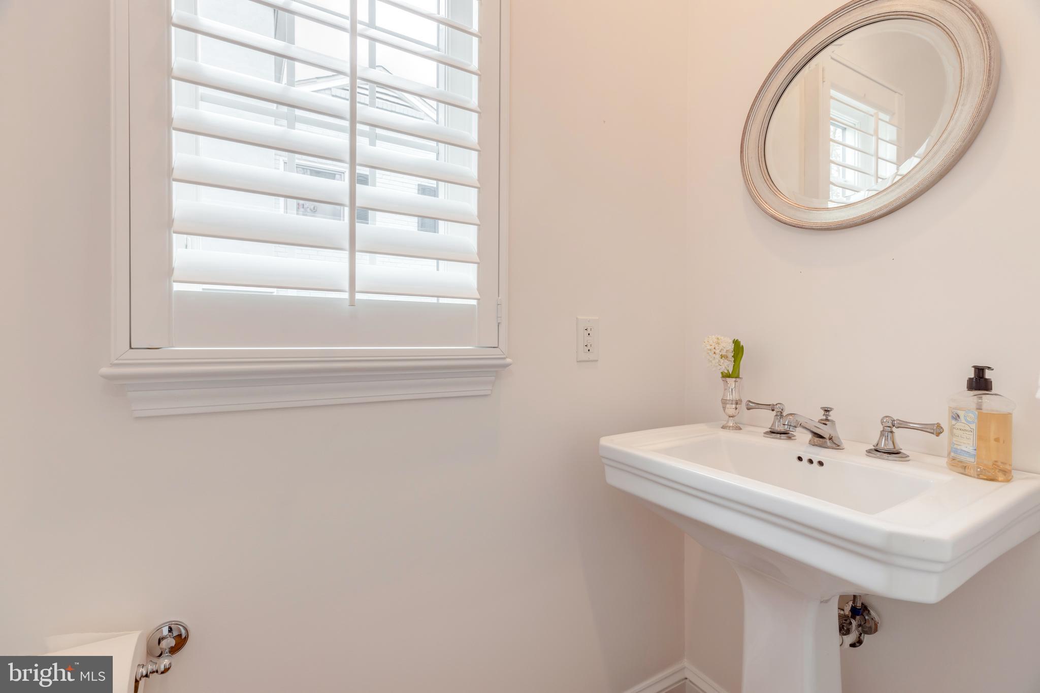 4909 Redford Road Bethesda, MD 20816 - Photo 12 of 23 Main Level - Powder Room