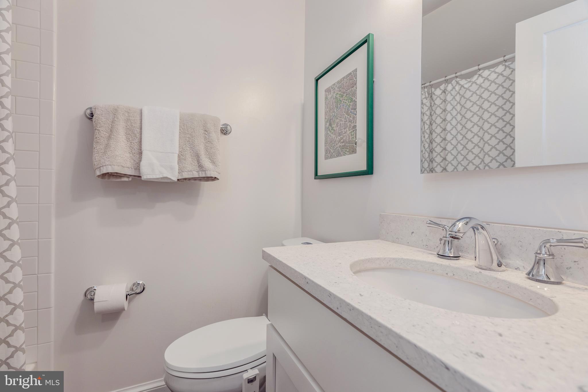 4909 Redford Road Bethesda, MD 20816 - Photo 19 of 23 Upper Level - Hall Bath