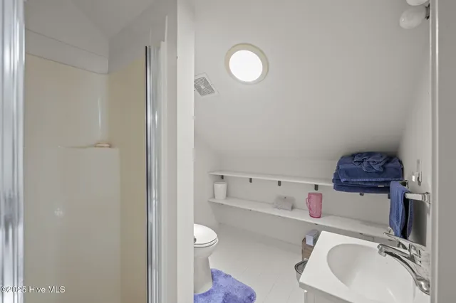 $520,000 | 6002 Gondolier Drive, New Bern, NC 28560