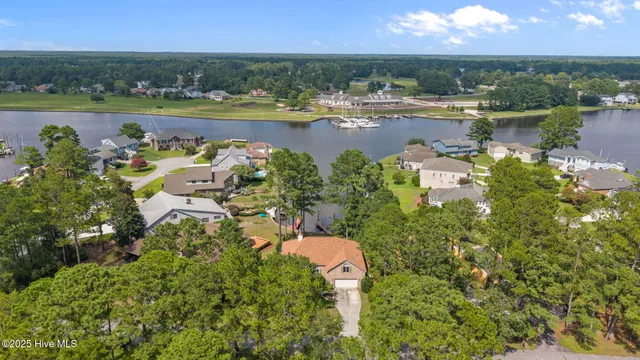 $520,000 | 6002 Gondolier Drive, New Bern, NC 28560