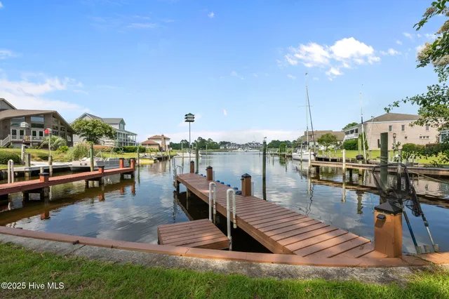 $520,000 | 6002 Gondolier Drive, New Bern, NC 28560