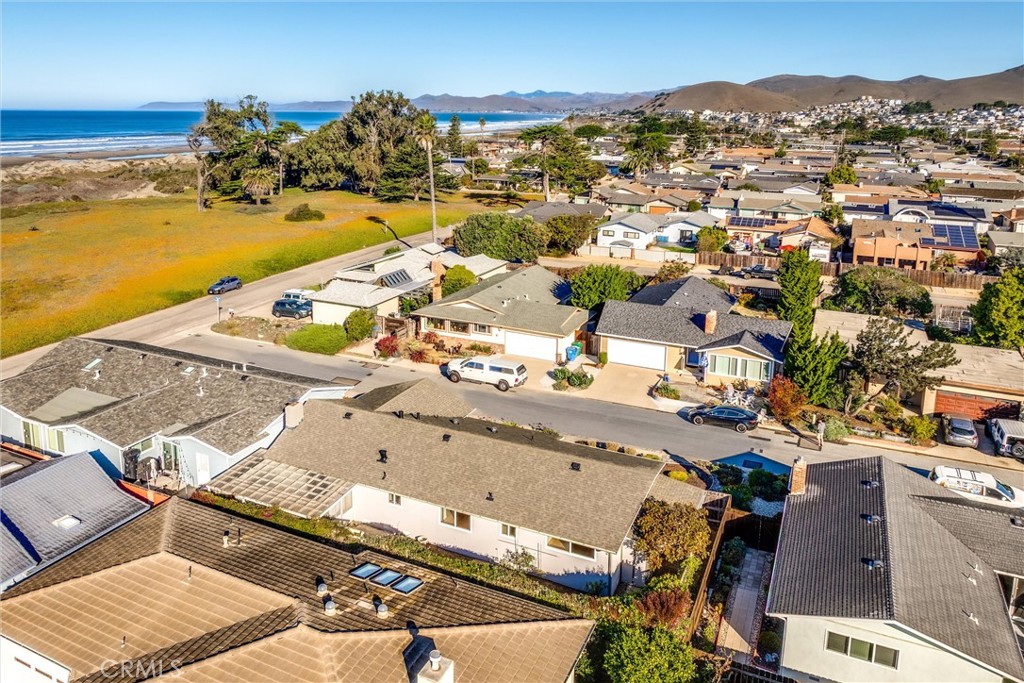 160 Verdon Street Morro Bay, CA 93442 - Photo 33 of 34 an aerial view of residential houses with outdoor space