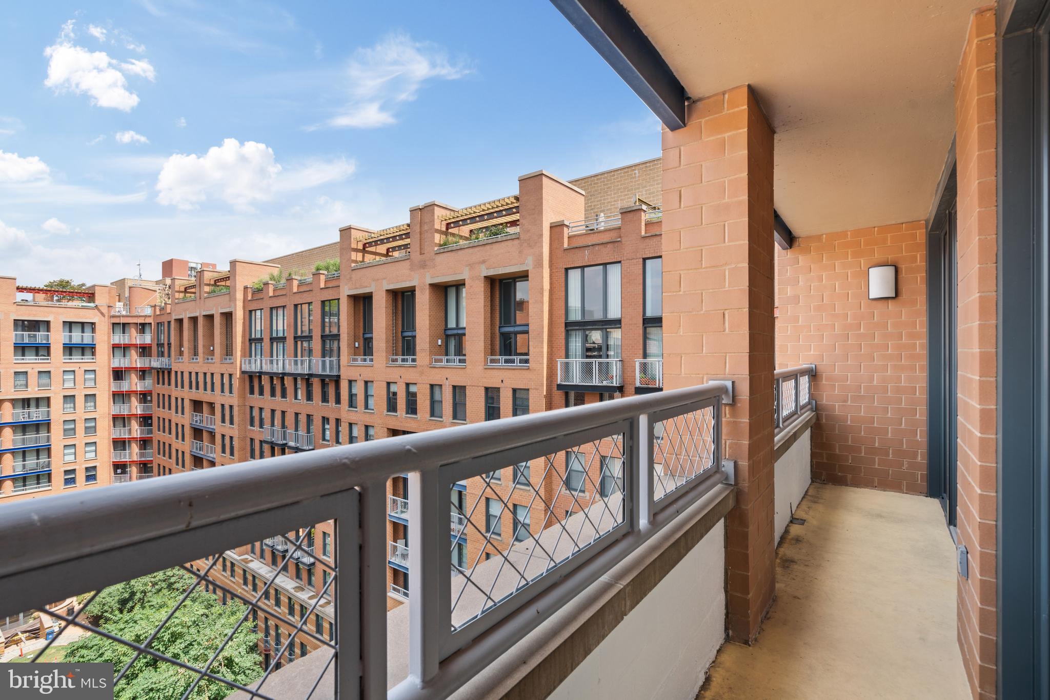 631 D Street Northwest, Unit 1136 Washington, DC 20004 - Photo 20 of 68