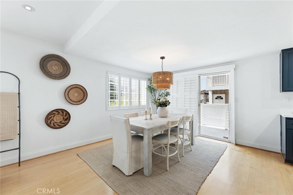 1421 12th Street, Unit 1 Manhattan Beach, CA 90266 - Photo 7 of 36 a view of a dining room and kitchen