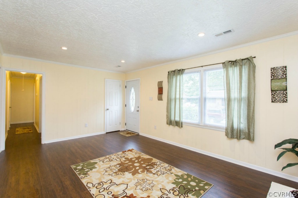 6418 Balsam Road Richmond, VA 23225 - Photo 3 of 18 Gallery Image 3