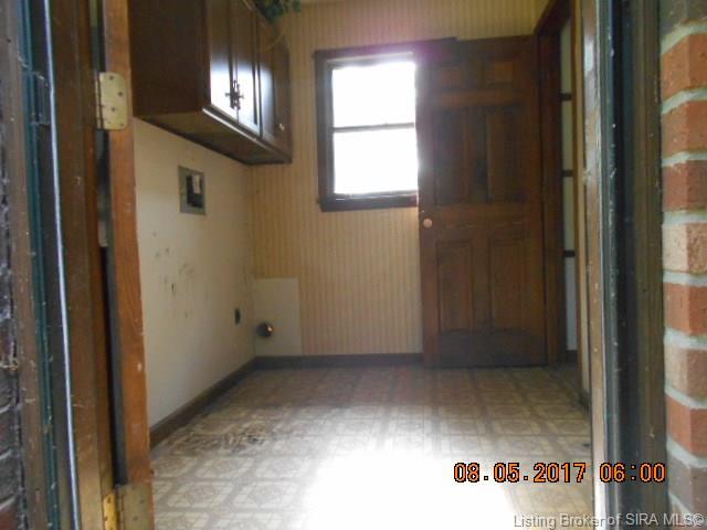 241 Lake Road Southwest Corydon, IN 47112 - Photo 3 of 13 Gallery Image 3