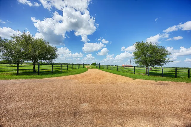 a view of a basketball court