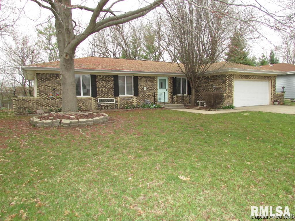 417 Armor Road Springfield, IL 62704 - Photo 1 of 19