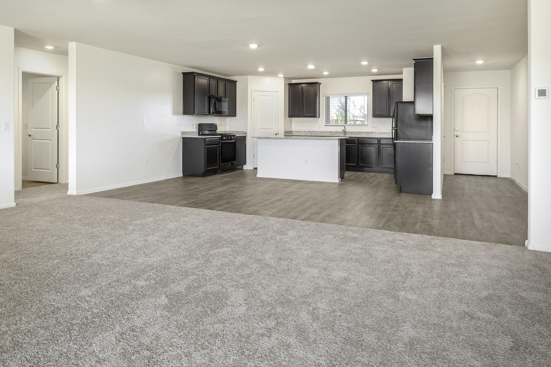 7525 West Tierra Road Tucson, AZ 85757 - Photo 3 of 7 Gallery Image 3