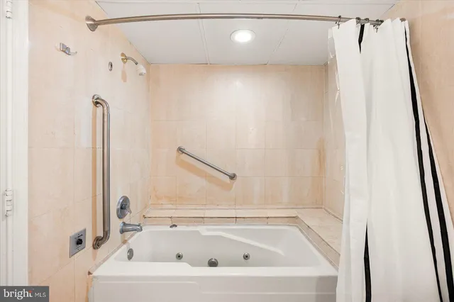 $180,000 | 200 59th Street, Unit 308, Ocean City, MD 21842