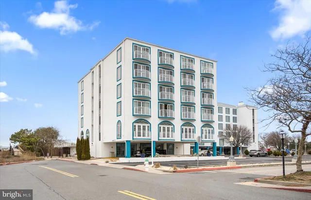 $180,000 | 200 59th Street, Unit 308, Ocean City, MD 21842