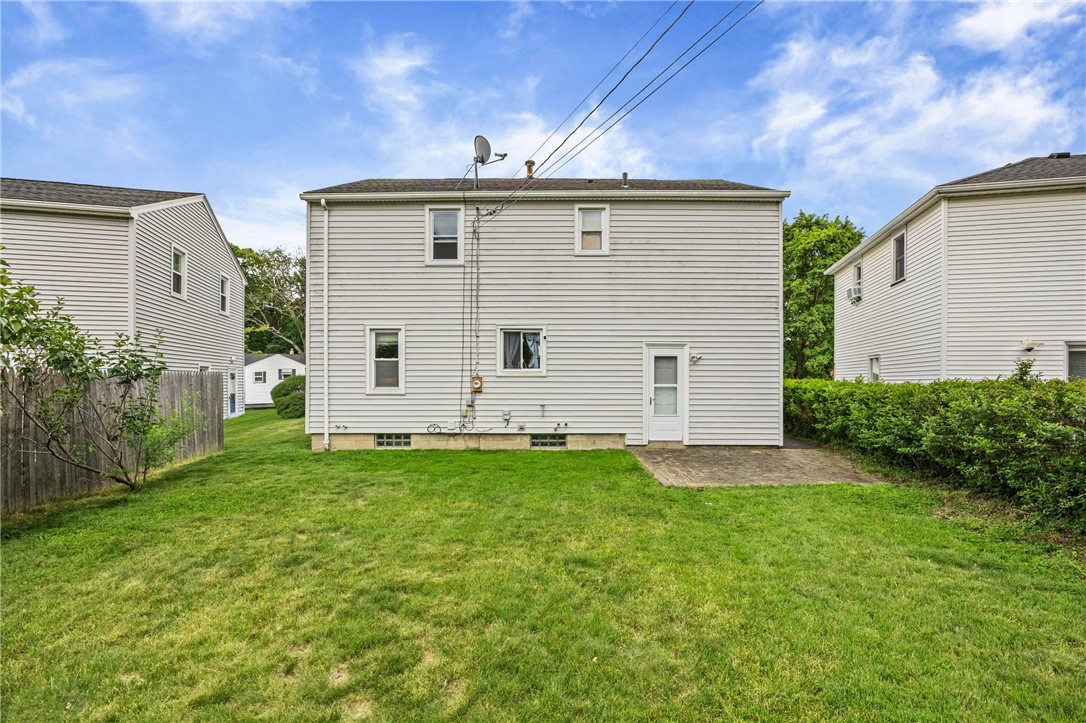 644 Tarrington Road Irondequoit, NY 14609 - Photo 33 of 41