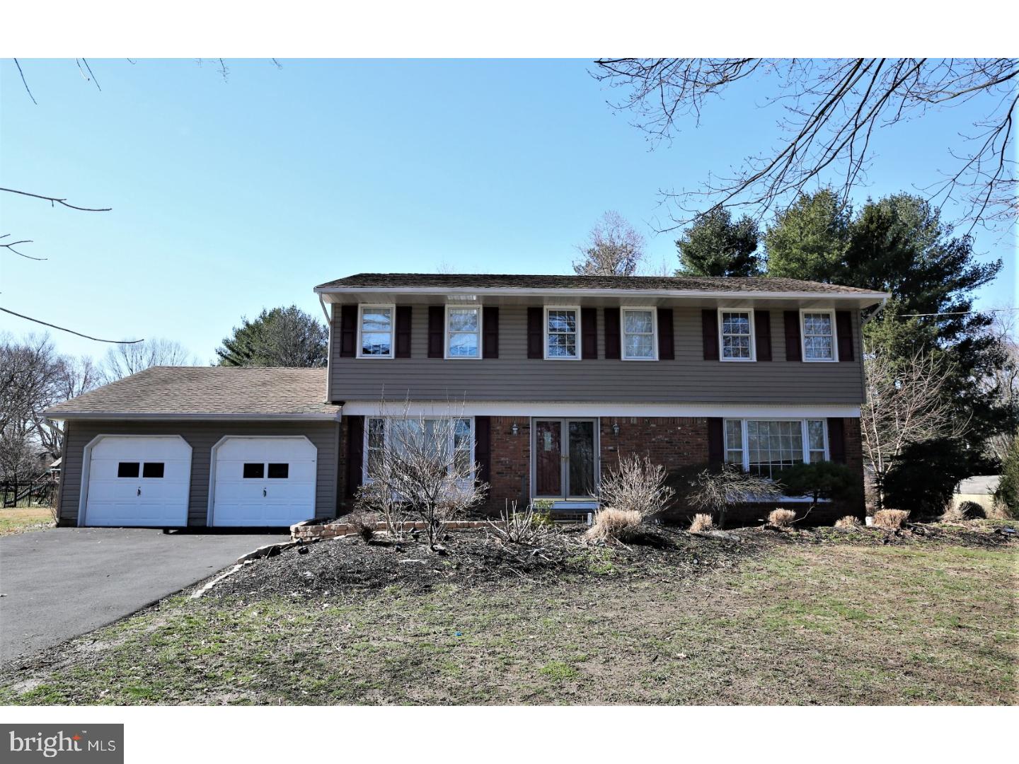 26 Melville Road Princeton Junction, NJ 08550 - Photo 1 of 25 Exterior