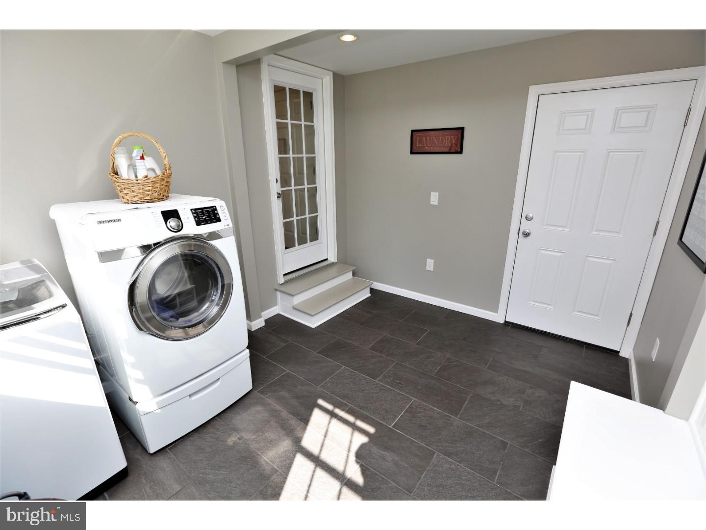 26 Melville Road Princeton Junction, NJ 08550 - Photo 12 of 25