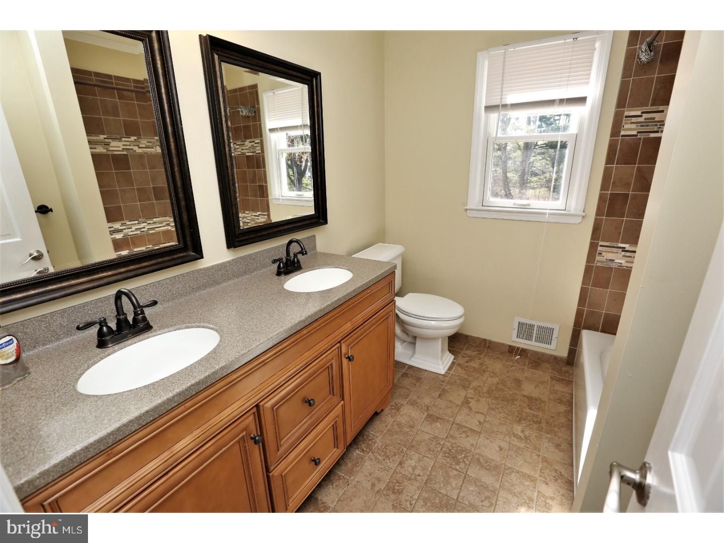 26 Melville Road Princeton Junction, NJ 08550 - Photo 21 of 25
