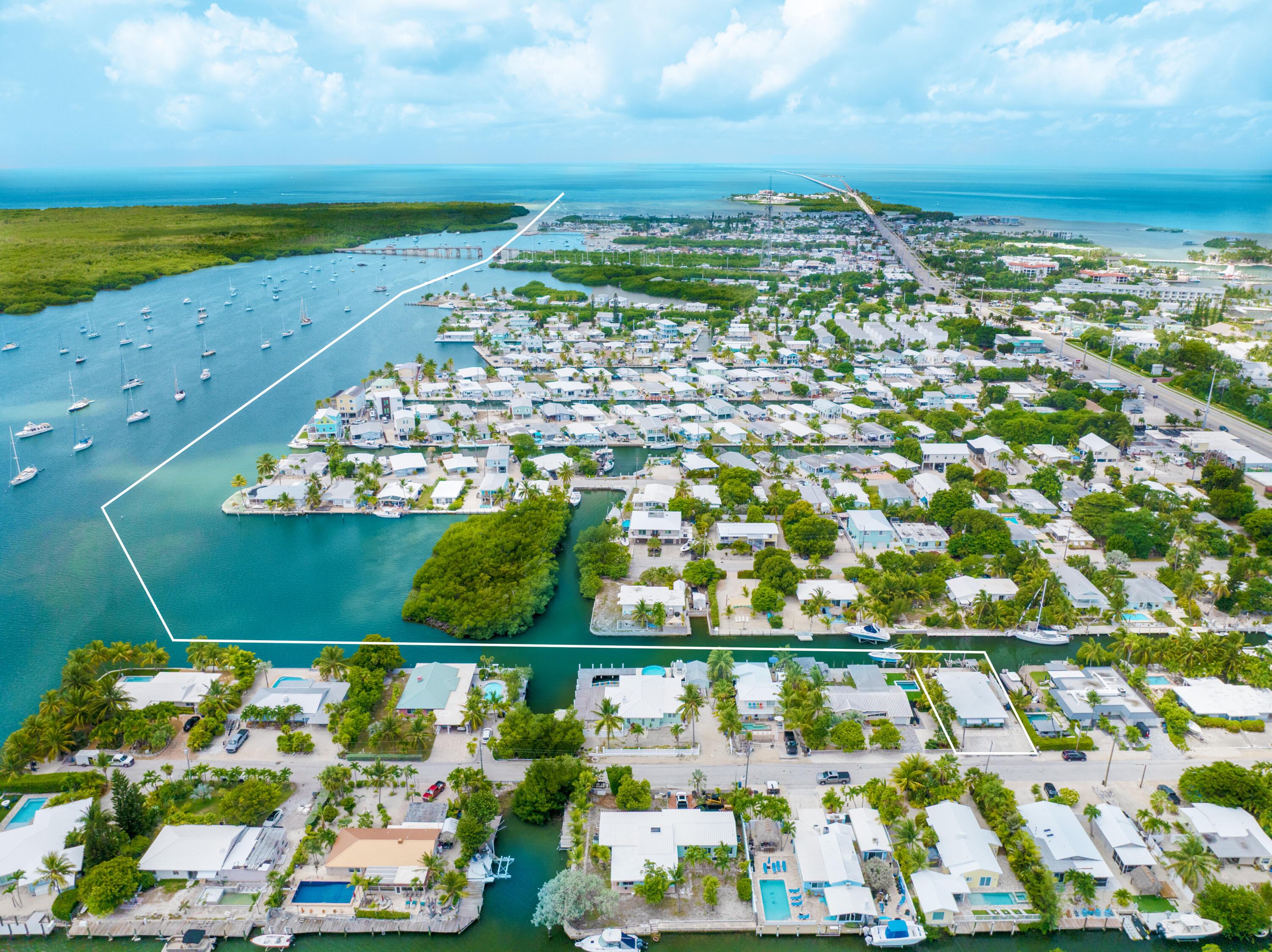 599 30th Street Marathon, FL 33050 - Photo 2 of 43 a view of a city