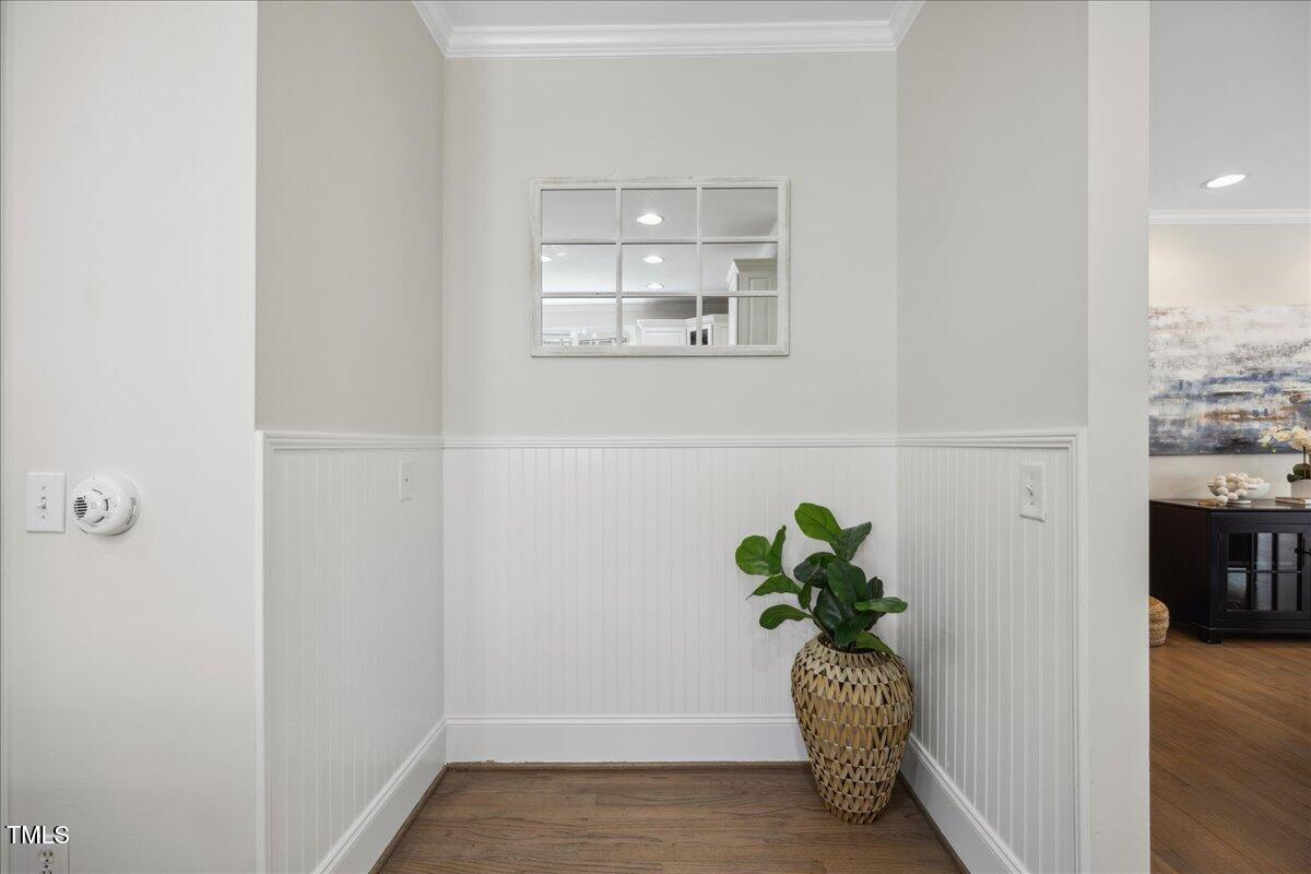 2725 Rosedale Avenue Raleigh, NC 27607 - Photo 23 of 66 Breakfast nook in ktichen