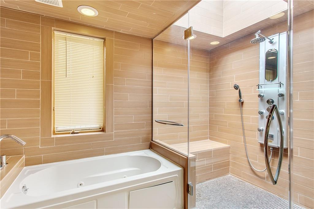 1073 Dorset Road Pittsburgh, PA 15217 - Photo 13 of 25