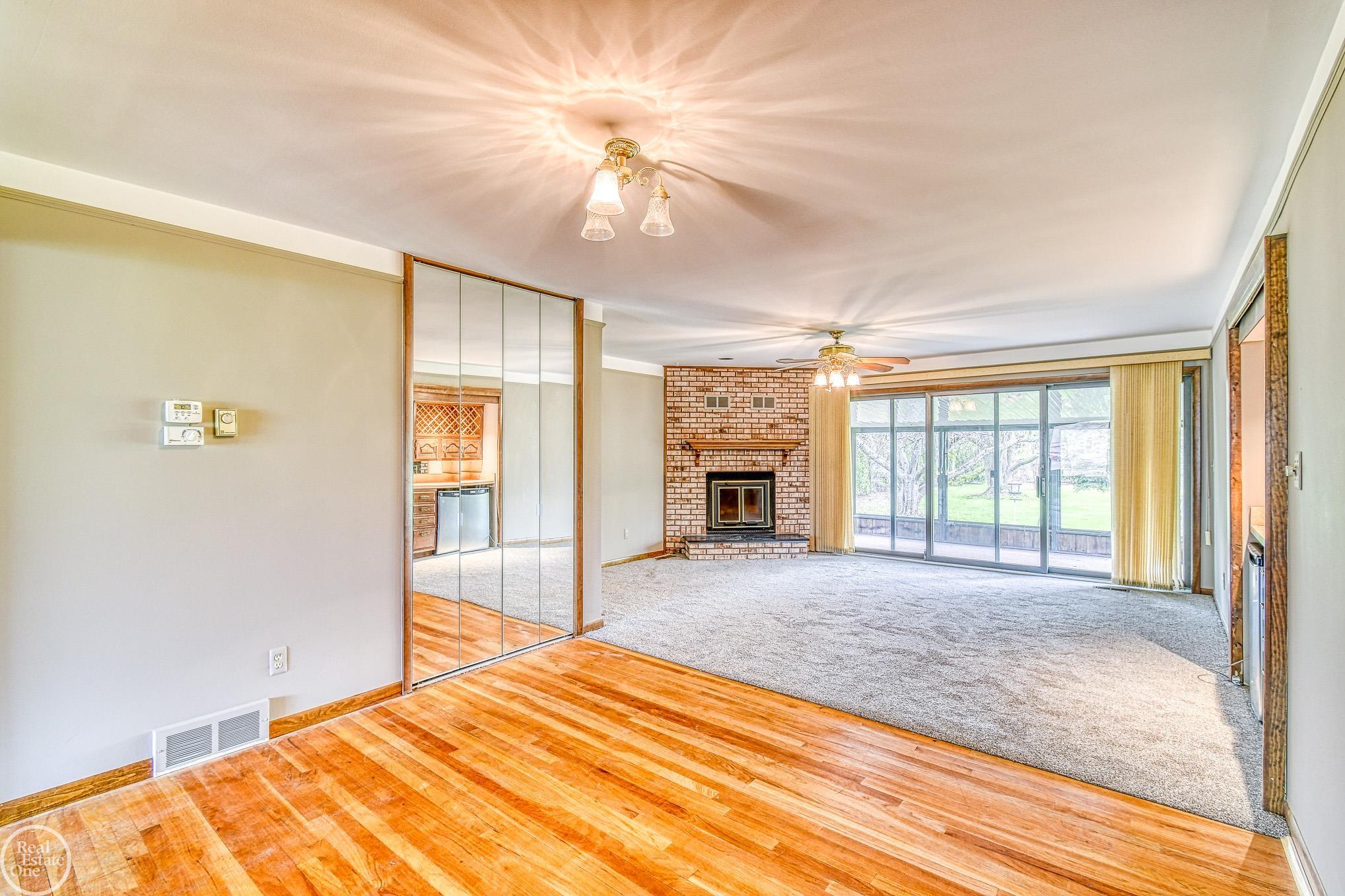 39460 Ryan Road Sterling Heights, MI 48310 - Photo 13 of 54 50106406-12.JPG