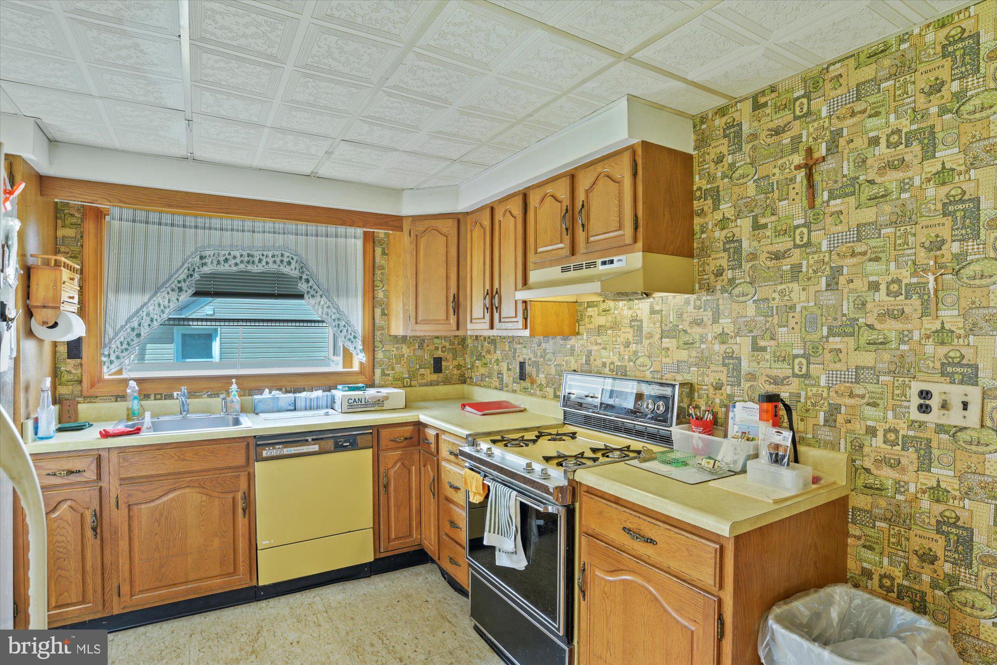 6515 Corkley Road Rosedale, MD 21237 - Photo 10 of 25