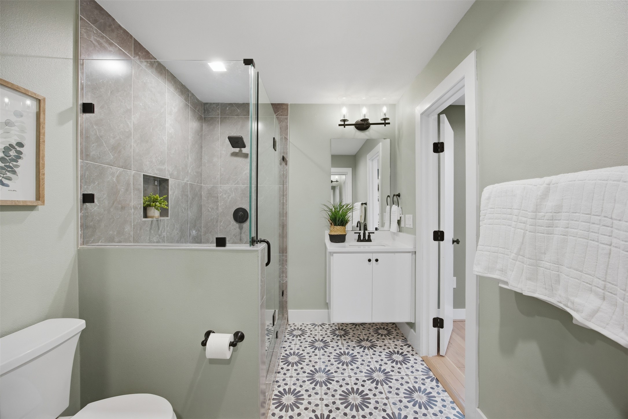 5116 Heflin Lane, Unit 1 Austin, TX 78721 - Photo 21 of 35