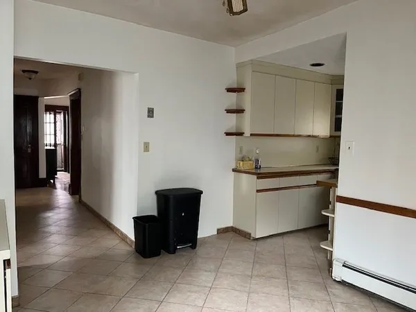 $2,700 | 8 Hill Street, Unit 1, Somerville, MA 02144