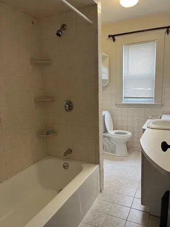 $2,700 | 8 Hill Street, Unit 1, Somerville, MA 02144