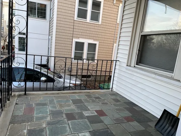 $2,700 | 8 Hill Street, Unit 1, Somerville, MA 02144