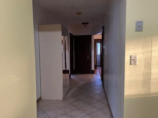 $2,700 | 8 Hill Street, Unit 1, Somerville, MA 02144