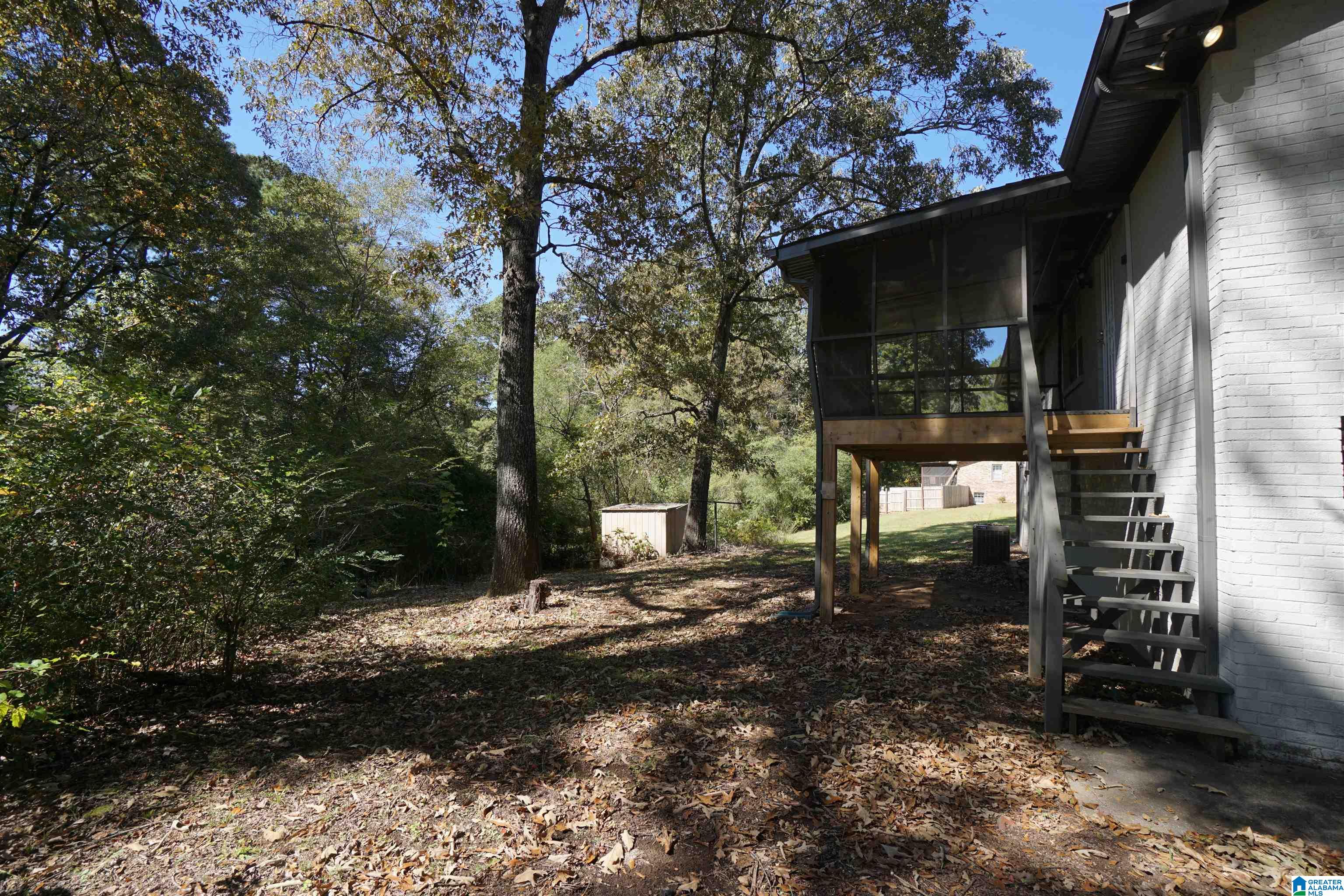 3309 Treehaven Circle Adamsville, AL 35005 - Photo 2 of 28