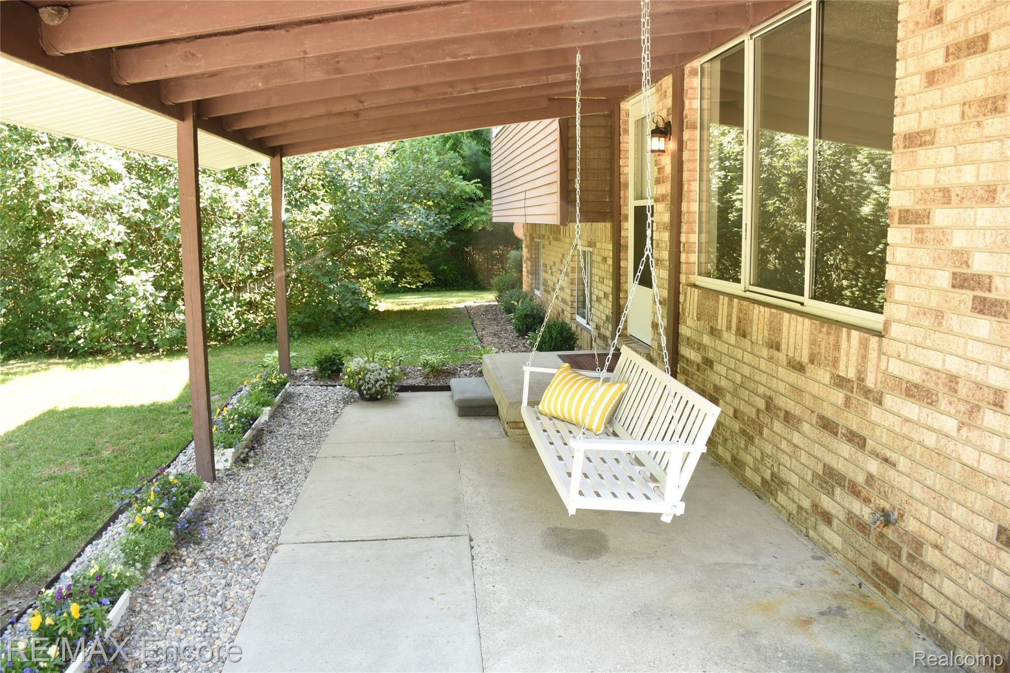 8170 South Merrill Road St. Charles, MI 48655 - Photo 5 of 63 DSC_2972.JPG