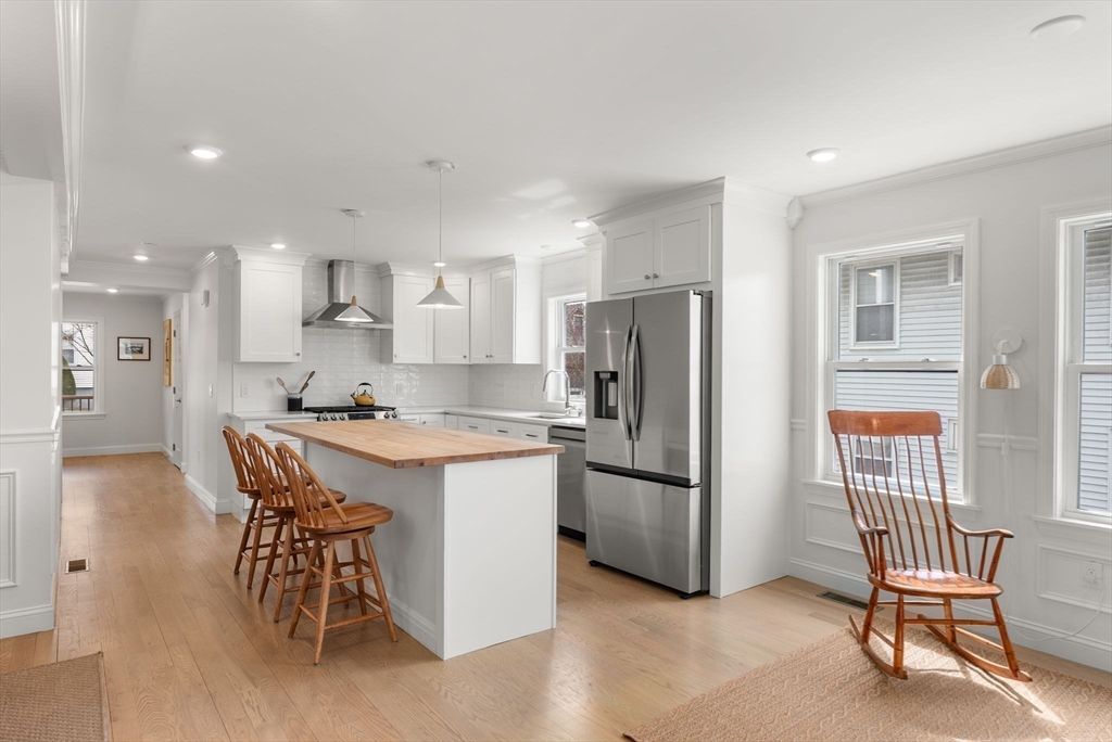 21 Bradford Road, Unit 21 Watertown, MA 02472 - Photo 4 of 33