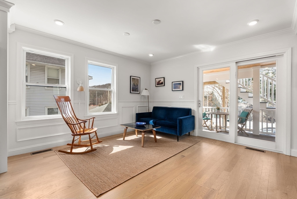 21 Bradford Road, Unit 21 Watertown, MA 02472 - Photo 6 of 33