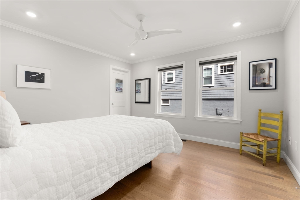 21 Bradford Road, Unit 21 Watertown, MA 02472 - Photo 9 of 33