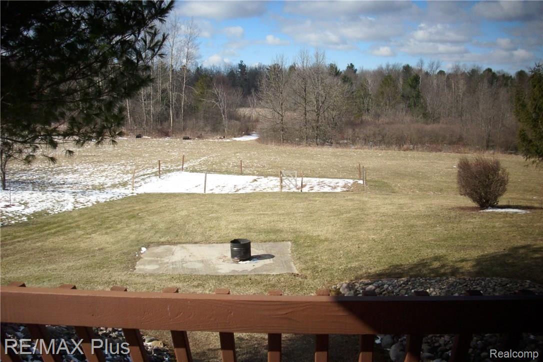 5165 Laur Road North Branch, MI 48461 - Photo 16 of 24 DSCI4629.JPG