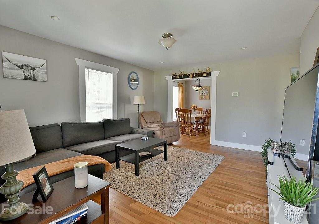 2087 Mission Road York, SC 29745 - Photo 7 of 30 a living room with furniture rug and window