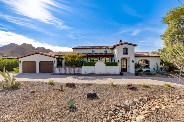 $5,095,000 | 4529 East Maderos Del Cuenta Drive, Paradise Valley, AZ 85253