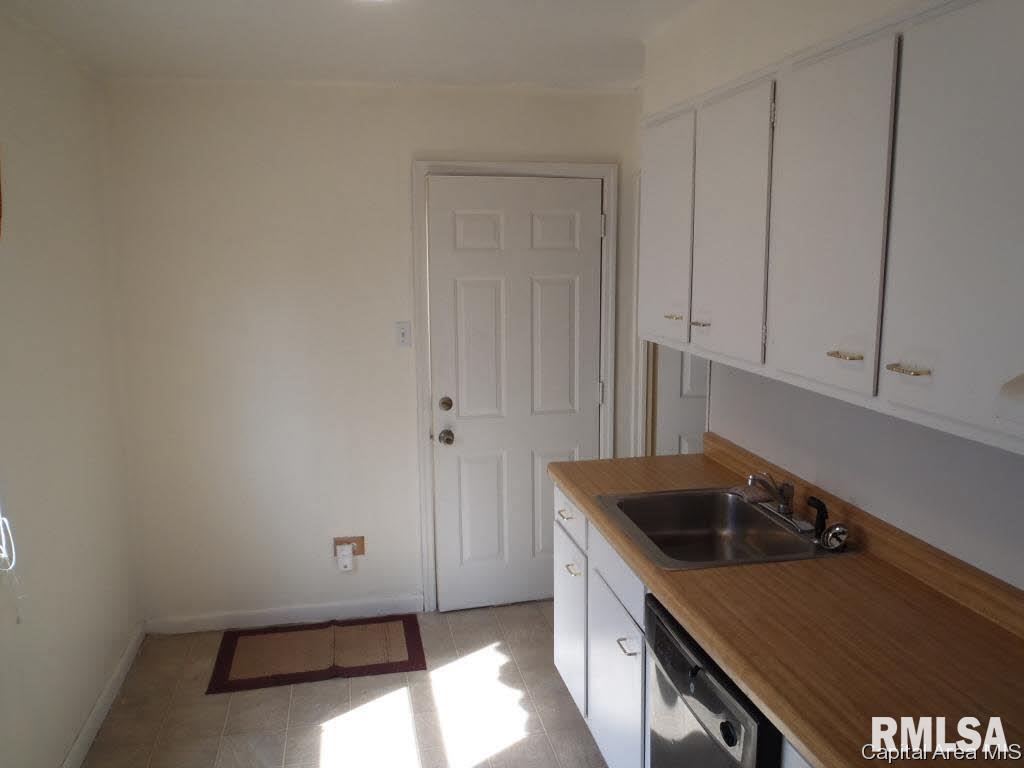 2865 Hoover Avenue Springfield, IL 62703 - Photo 3 of 11