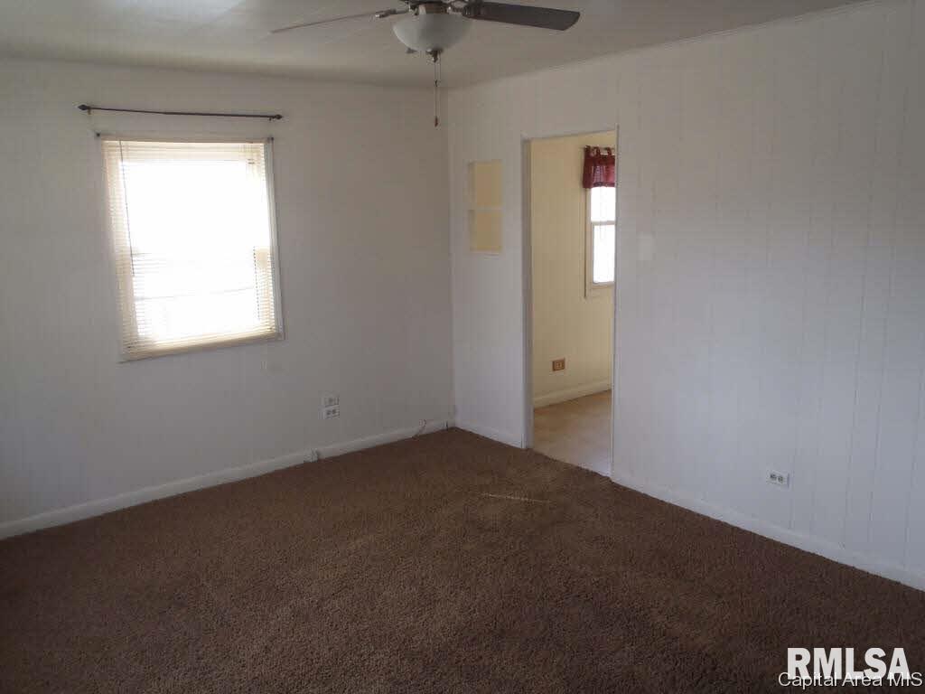 2865 Hoover Avenue Springfield, IL 62703 - Photo 4 of 11