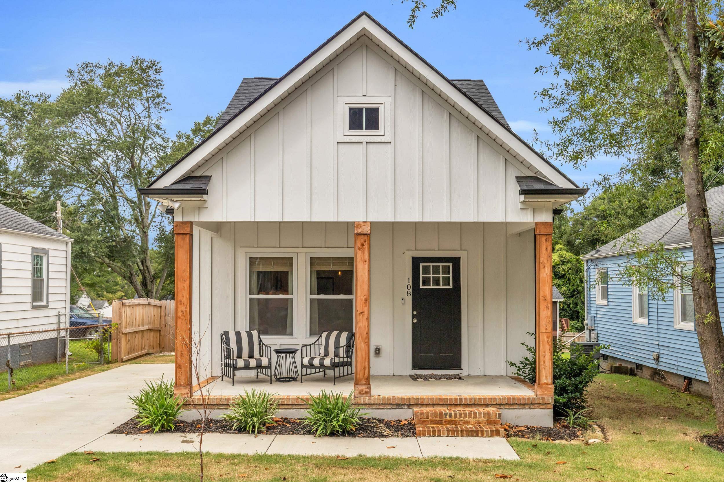 108 Arden Street Extension Greenville, SC 29607 - Photo 1 of 38 Gallery Image 1