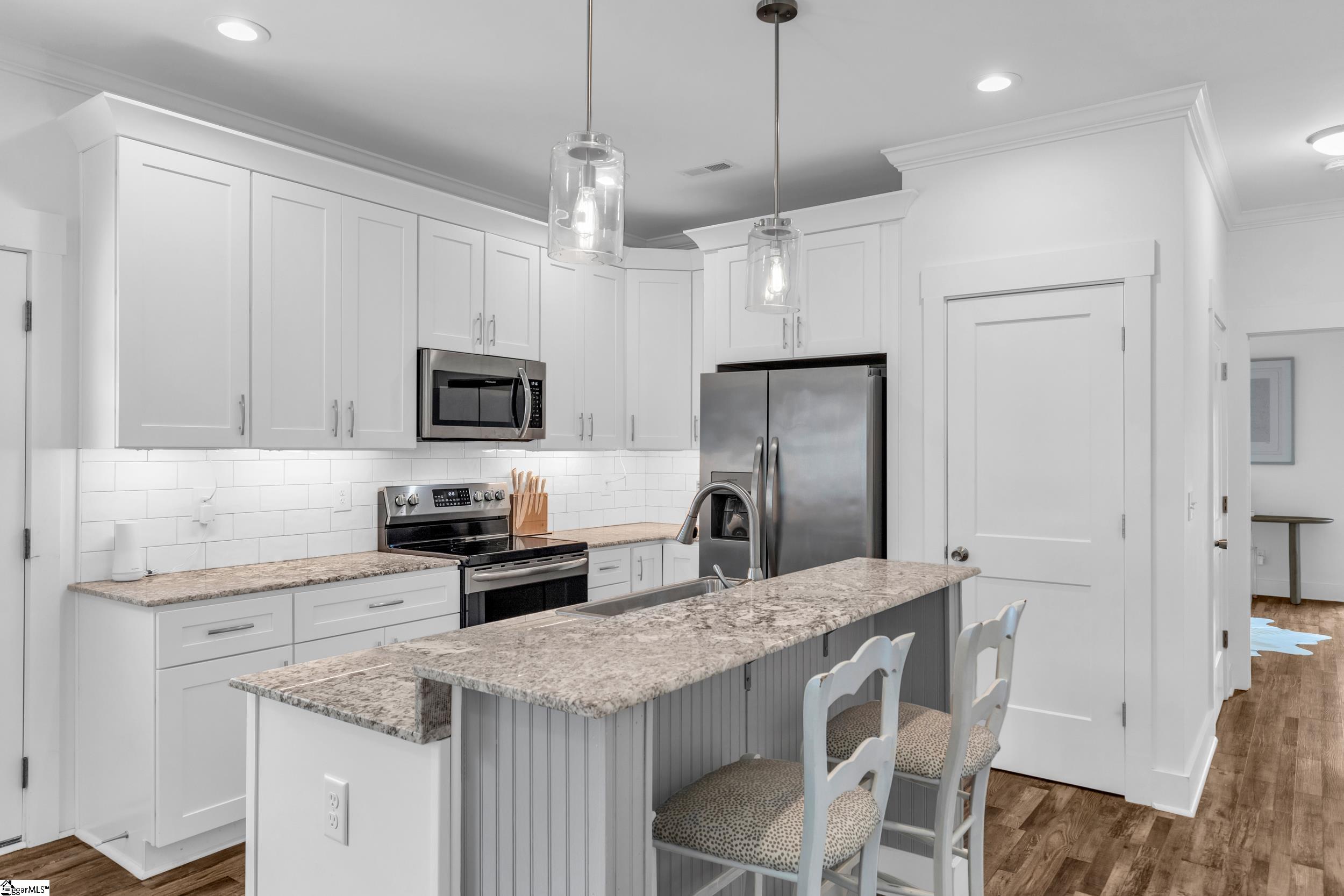 108 Arden Street Extension Greenville, SC 29607 - Photo 11 of 38 Gallery Image 11